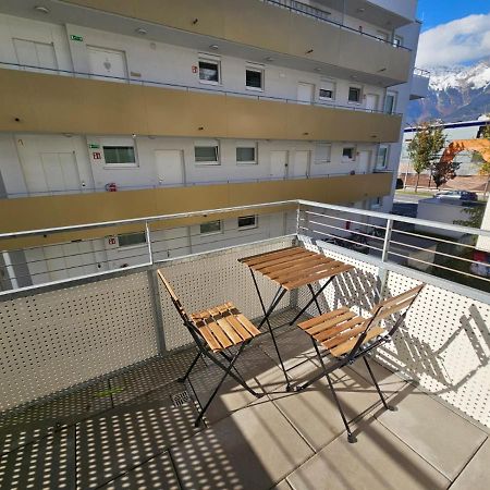 Stylish Apartment In Innsbruck + 1 Parking Spot Bagian luar foto